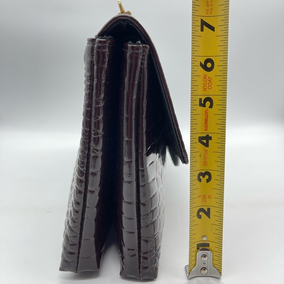 Crocodile Faux Leather Clutch Bag Gold hardware - Picture 6 of 11